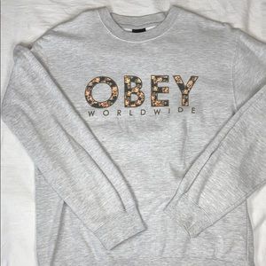 Men’s obey crew neck